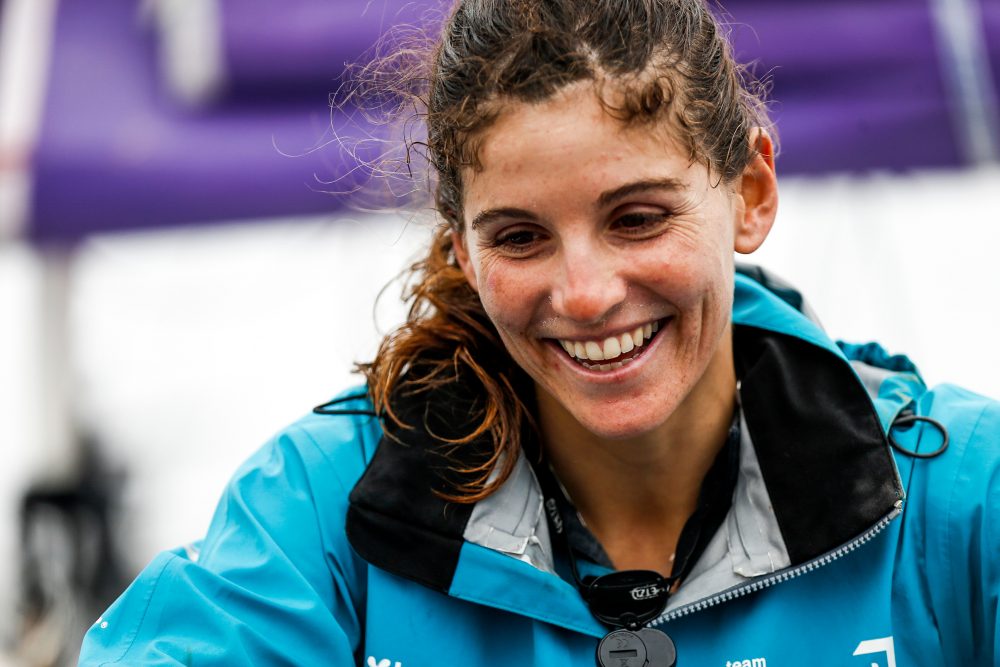 O barco team AkzoNobel, que tem como uma das tripulantes a brasileira Martine Grael, ficou com a terceira colocação da quarta etapa da Volvo Ocean Race Foto: Pedro Martinez/Volvo Ocean Race