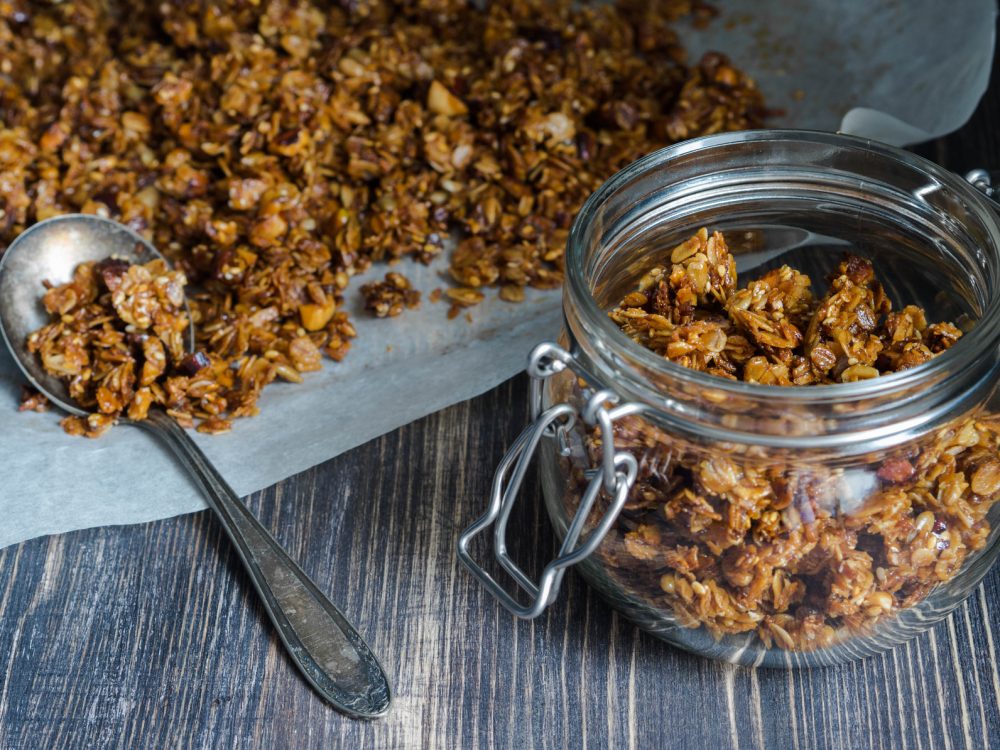Cuidado ao escolher a granola, ela pode ter ingredientes que você nem imagina Foto: Fotolia