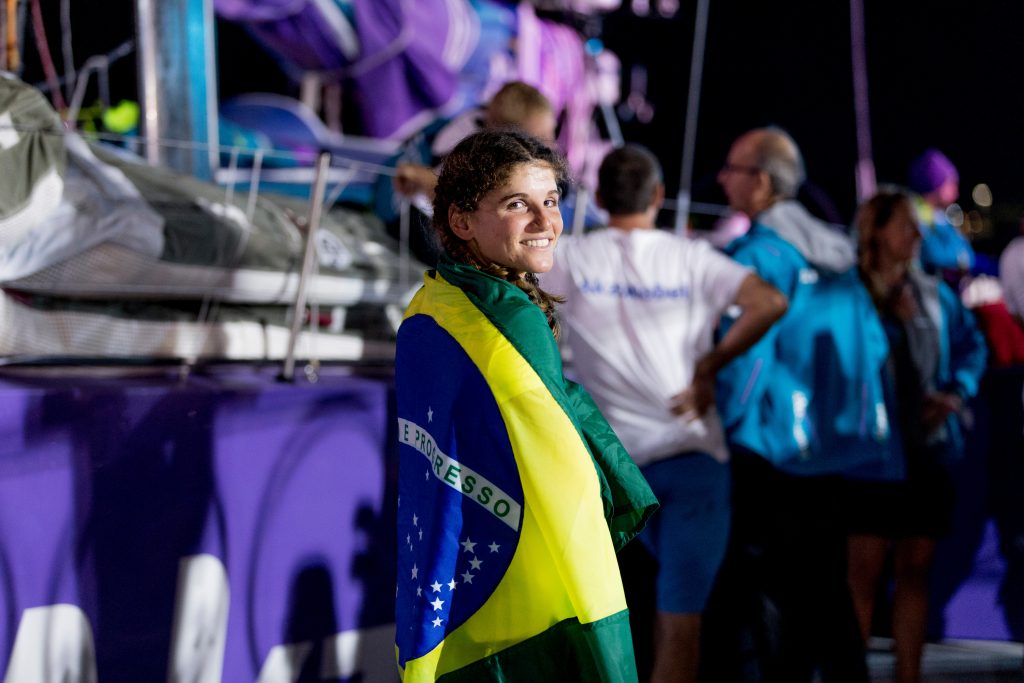 Time de Martine Grael chega em solo nacional na madrugada desta quinta feira (05). | Foto: Pedro Martinez/Volvo Ocean Race