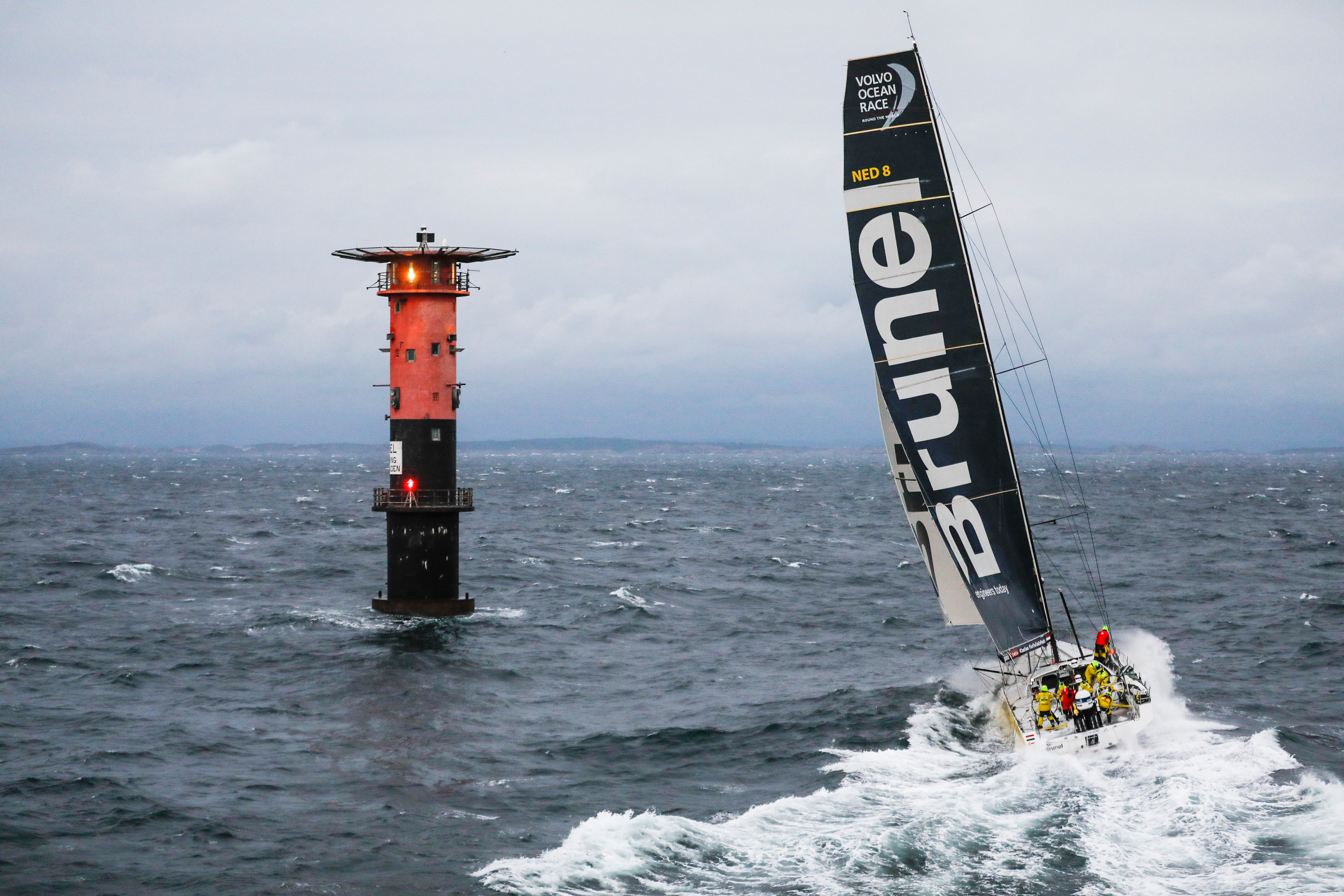 Team Brunel vence décima etapa e Volvo Ocean Race tem o primeiro lugar empatado. | Foto: Ainhoa Sanchez/Volvo Ocean Race