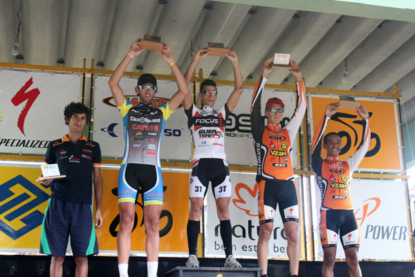 Daniel venceu pela segunda vez na carreira a etapa de Itanhandu (MG) (foto: Caio Martins/ www.webventure.com.br)