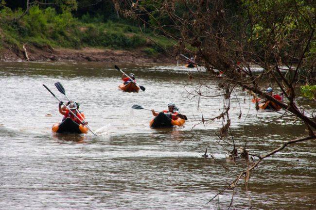 Canoagem no Rio Jaguari (foto: Wladimir Togumi/ Adventuremag)
