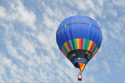 Balão no céu de Rio Claro (SP) (foto: Amanda Nero / Webventure)