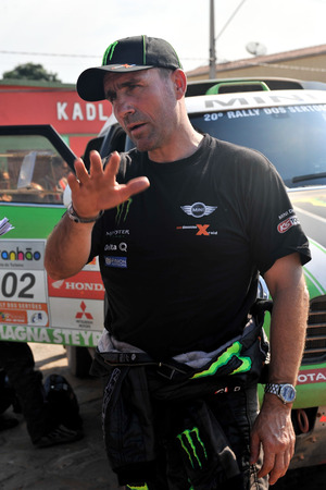 Stéphane Peterhansel is the great champion of the cars category. (foto: David Santos Jr )