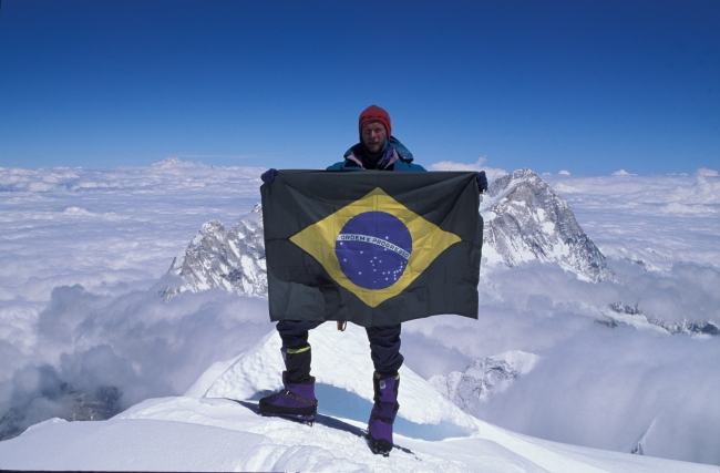Waldemar Niclevicz (foto) e Mozart Catão foram os primeiros brasileiros no topo do Everest (foto: Arquivo pessoal / Waldemar Niclevicz)