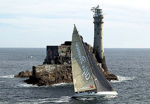 Ilha FastNet  que dá nome para a prova (foto: Divulgação/ Royal Ocean Racing Club)