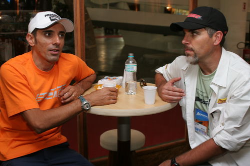 Odair e Mario Roma visitaram o estande do Webventure (foto: Thiago Padovanni/ www.webventure.com.br)