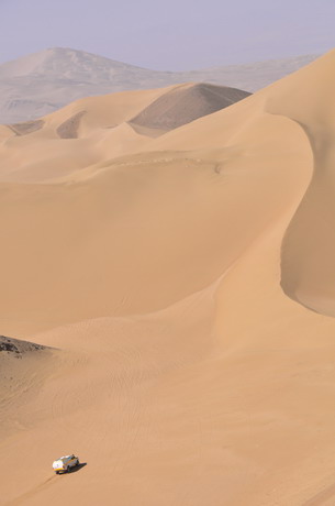 Obstáculos naturais como as dunas são identificados por Fontenay (foto: Divulgação ASO/ LouisVillers)