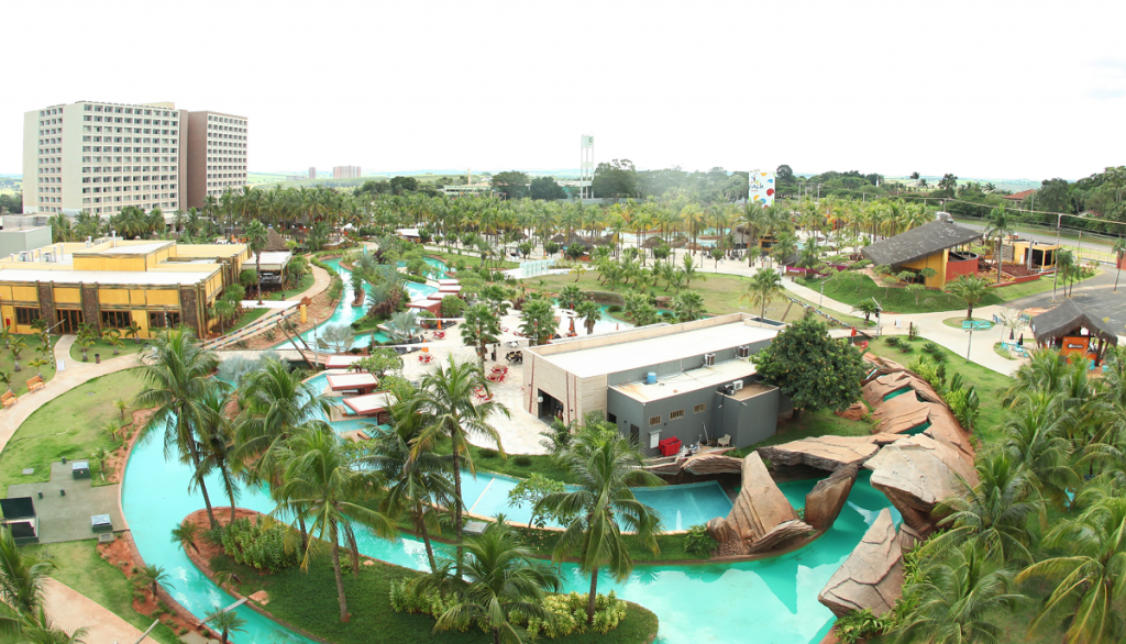 Resorts do Hot Beach lançam voucher para ser usado até antes do Natal